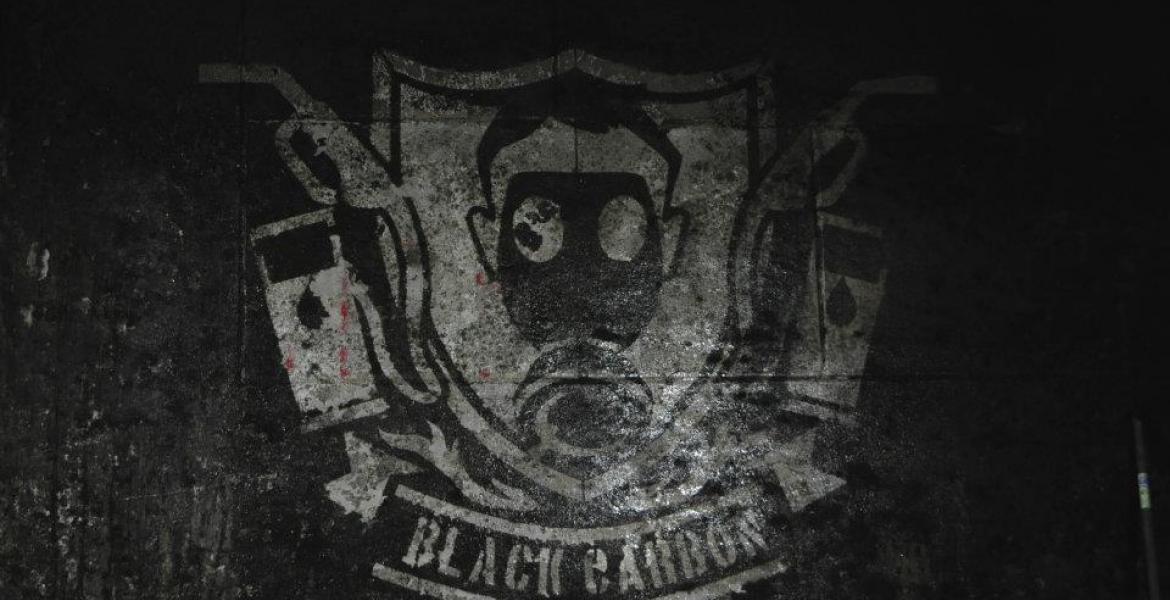 Reverse graffiti black carbon Clean-Tag black carbon