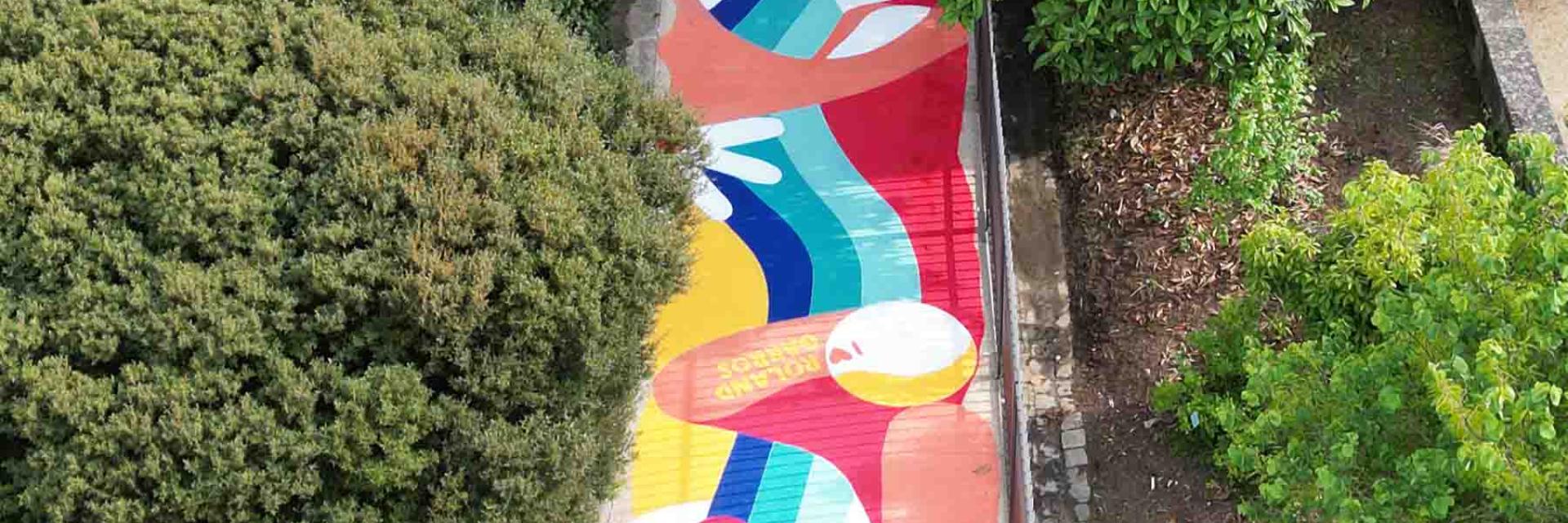 Fresque artistique au sol