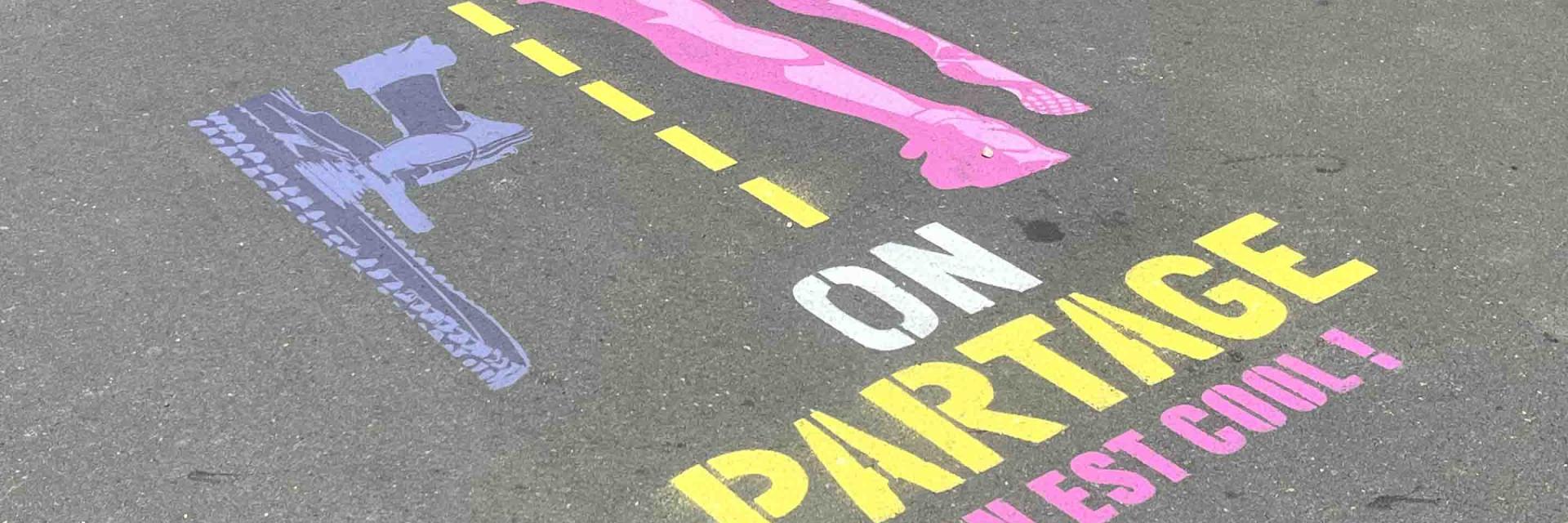 Marquager au sol sur une piste cyclable